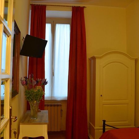 B&B Domus Piazza Del Popolo ローマ エクステリア 写真