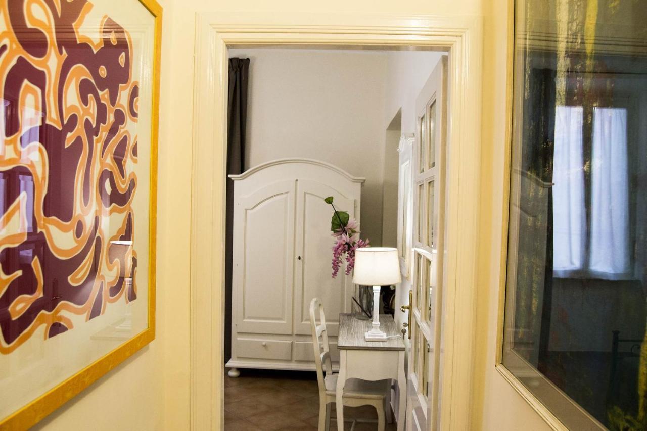 B&B Domus Piazza Del Popolo ローマ エクステリア 写真