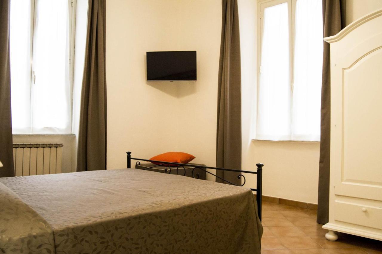 B&B Domus Piazza Del Popolo ローマ エクステリア 写真